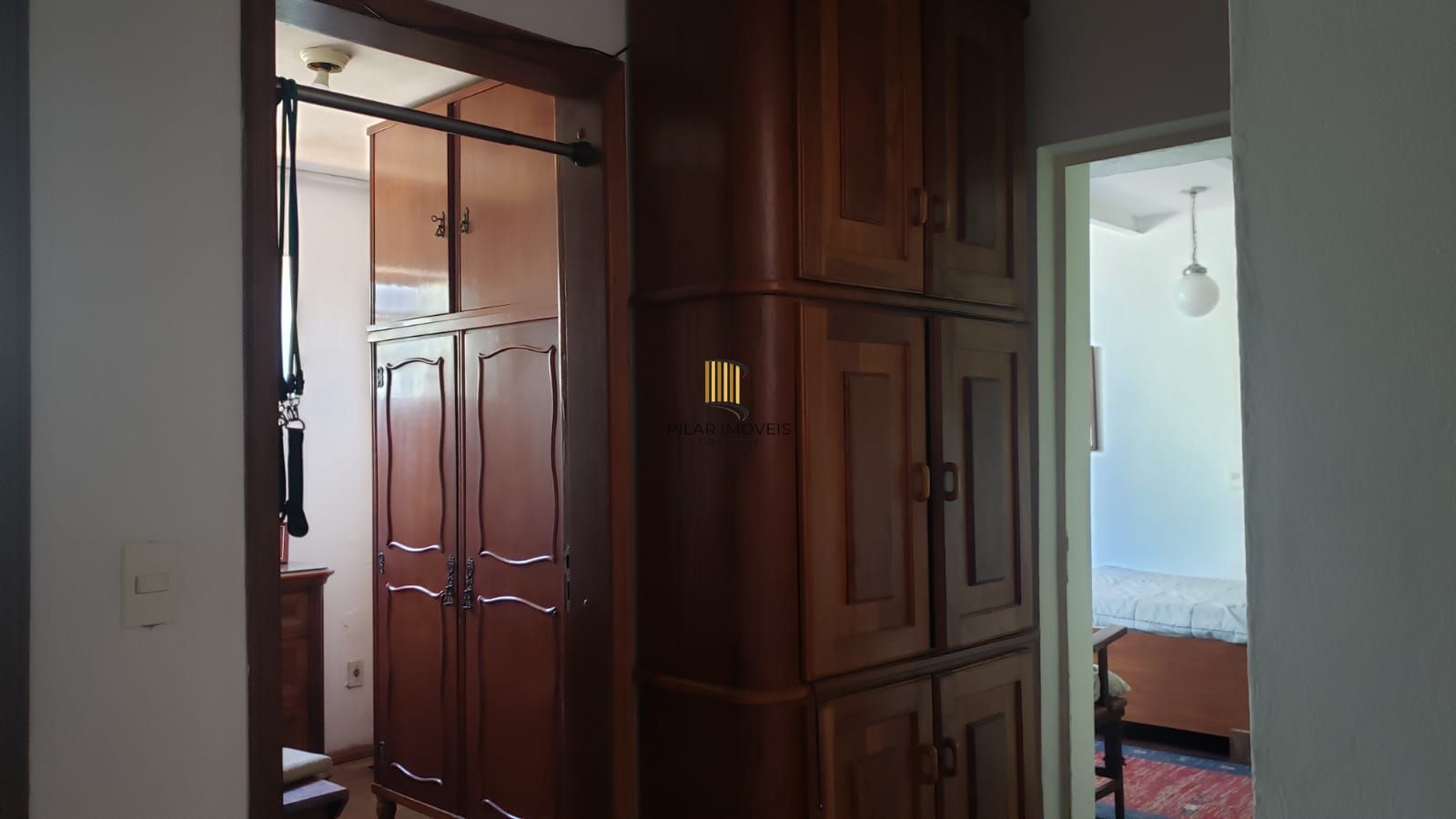 Casa 5 dormitórios no bairro Teresópolis