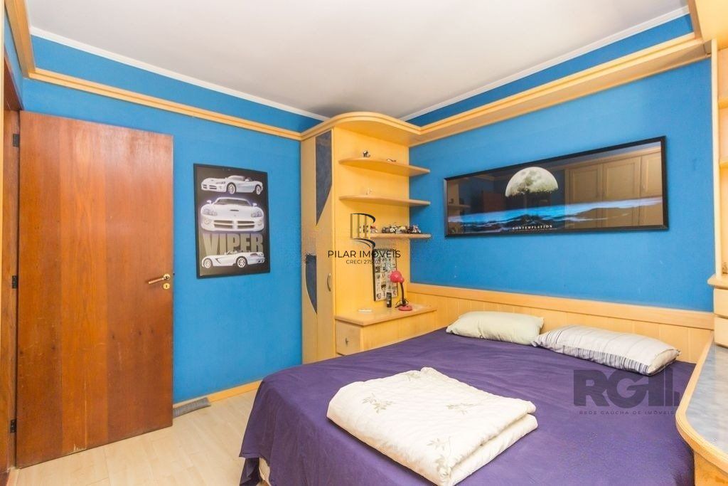 Casa 470m² - 4 dormitórios, 5 vagas no bairro Jardim São Pedro