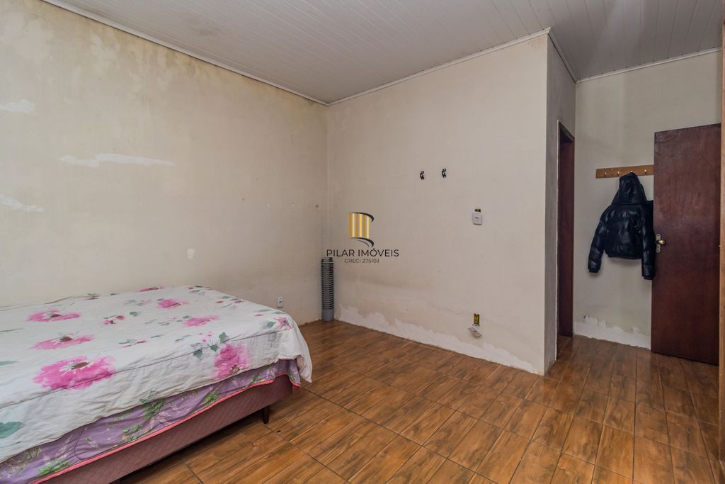 Casa 3 dormitórios à venda no Bairro Restinga - Porto Alegre