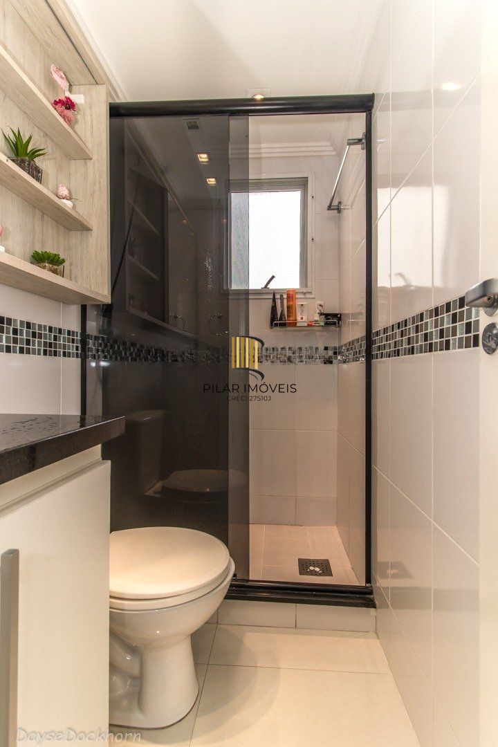 Apartamento de 3 dormitórios à venda em Sarandi, Porto Alegre.