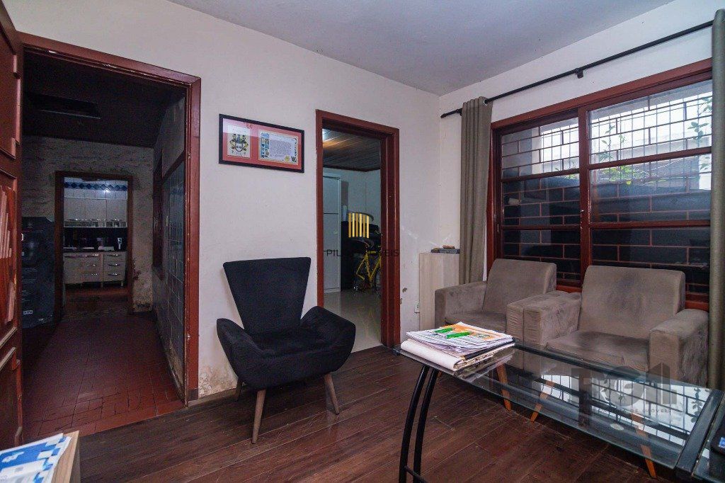 Casa 3 Dormitório(s) Bairro Sarandi