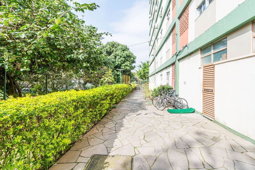 Apartamento Térreo 2 dorms à venda Rua Felizardo Furtado, Petrópolis - Porto Alegre