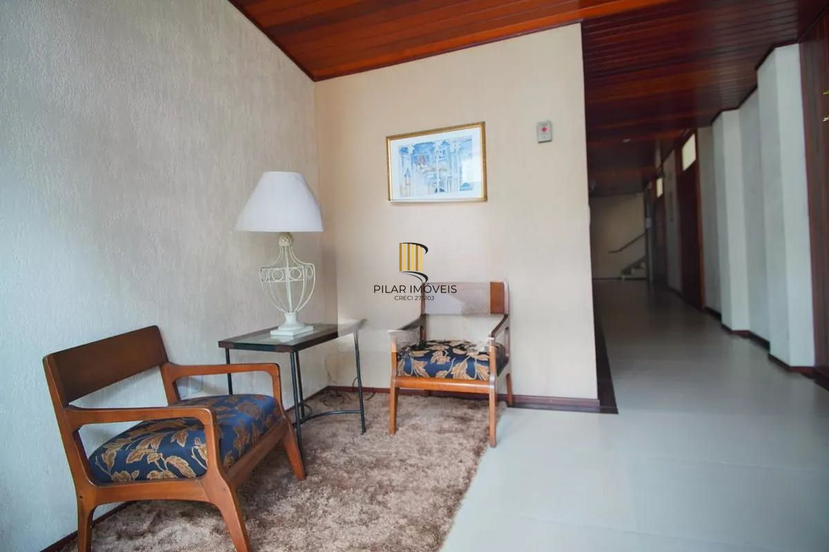 Apartamento de 3 dormitórios à venda em Petrópolis - Porto Alegre