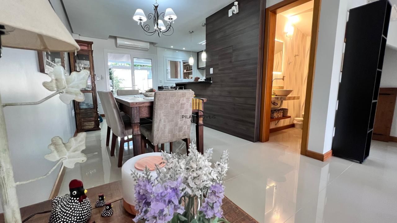 Casa 3 dormitórios no bairro Espírito Santo