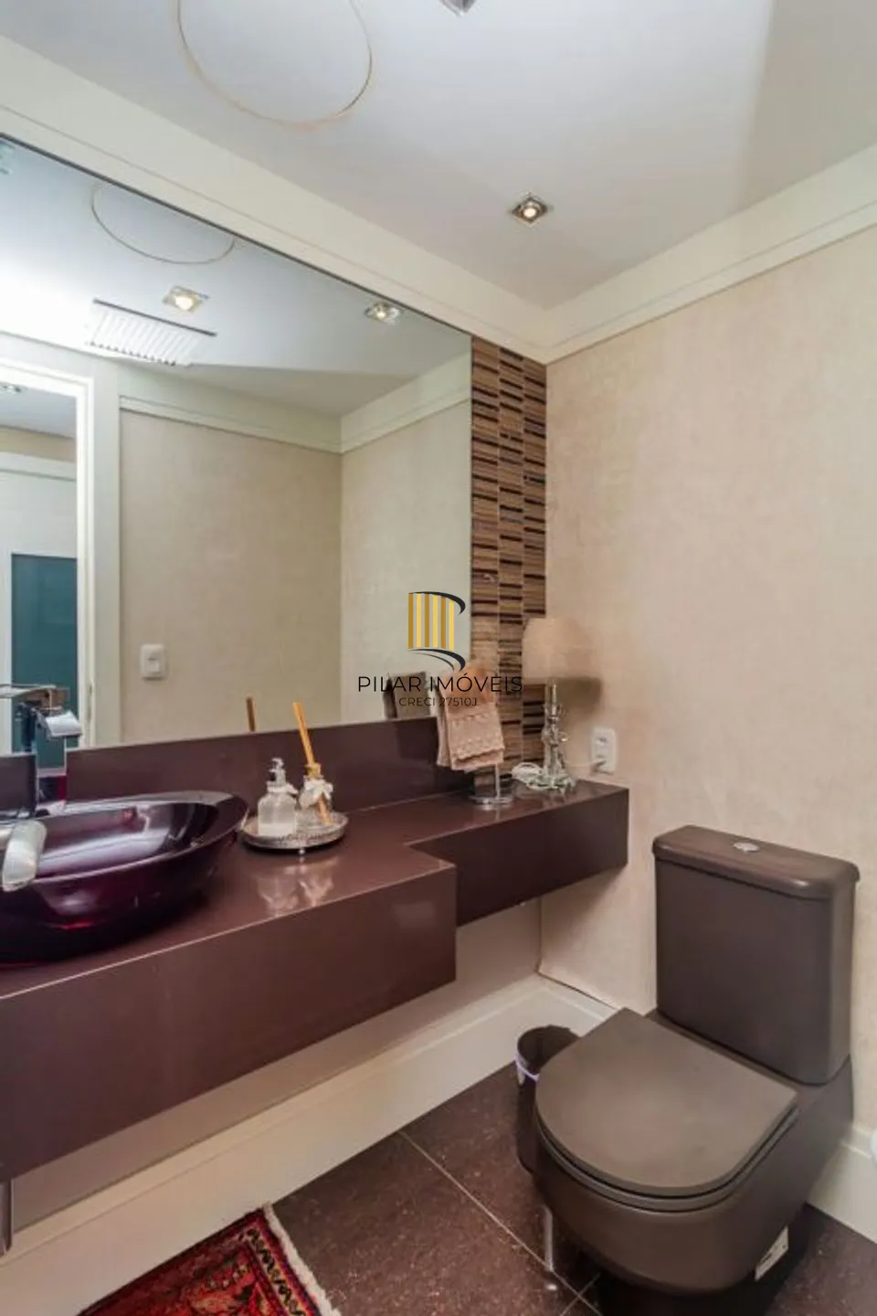 Apartamento de 3 dormitórios à venda em Bela Vista, Porto Alegre.