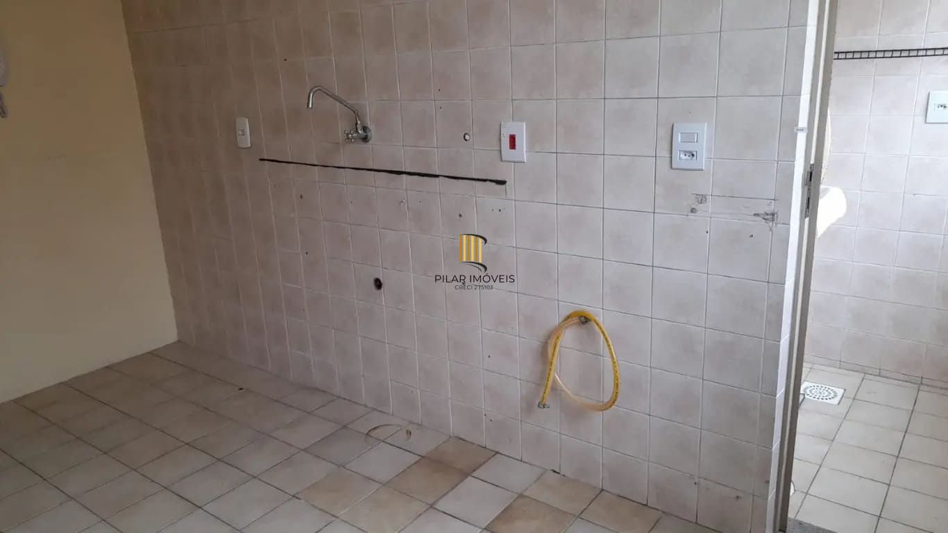 Apartamento de 1 dormitório e 46m² à venda em Partenon, Porto Alegre.