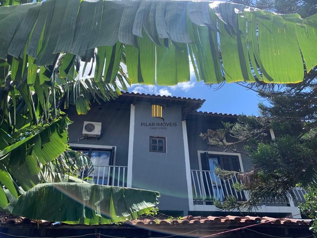Casa de 200m², bairro Sarandi