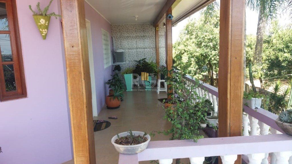Casa para Venda - 300m², 5 dormitórios, Augusta
