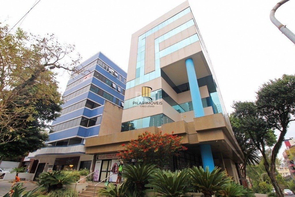 Sala Comercial 39m² - 2 módulos, recepção e 1 vaga no bairro Auxiliadora