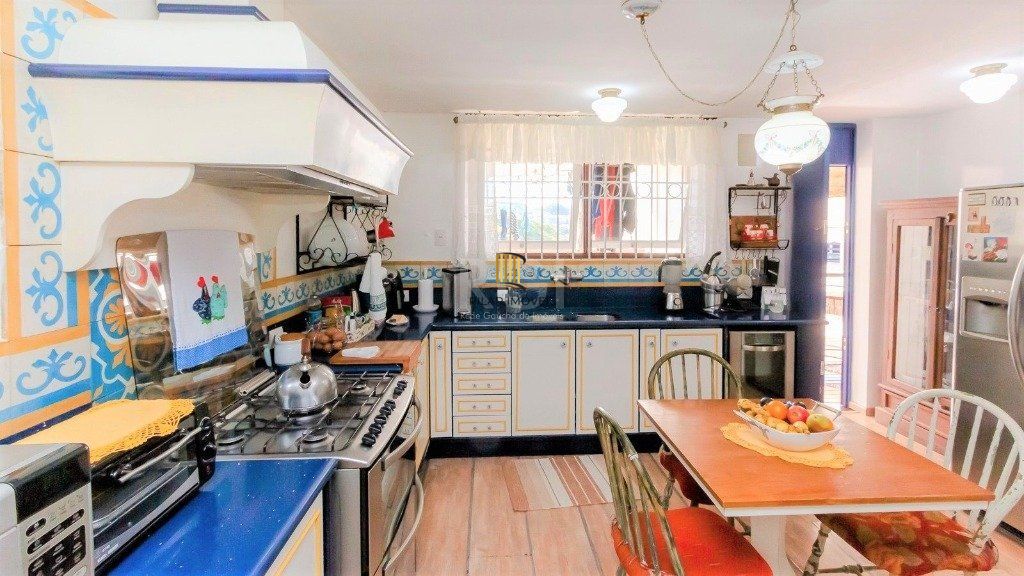 Casa De 602m²,  Bairro Bela Vista