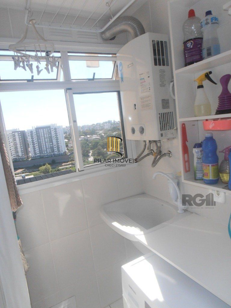 Apartamento 62m², 3 dormitórios, 2 vagas de garagem no bairro Passo da Areia