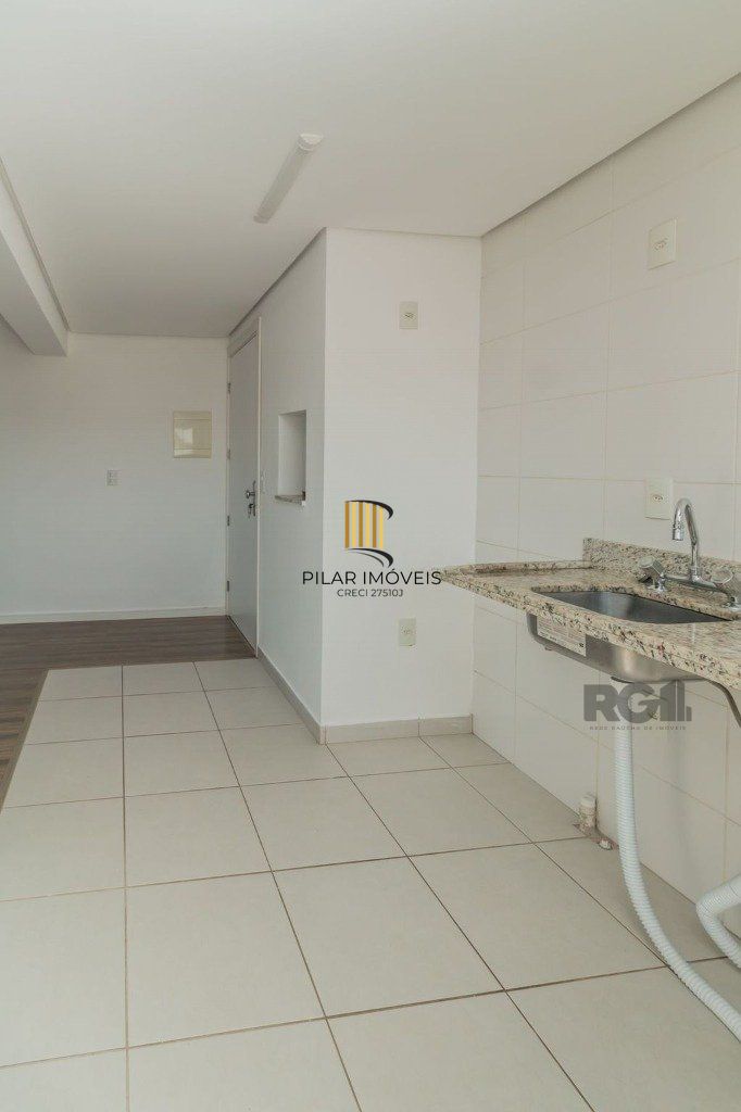 Apartamento 62m² - 2 dormitórios sendo 1 suíte, churrasqueira e 1 vaga de garagem no Jardim do Salso