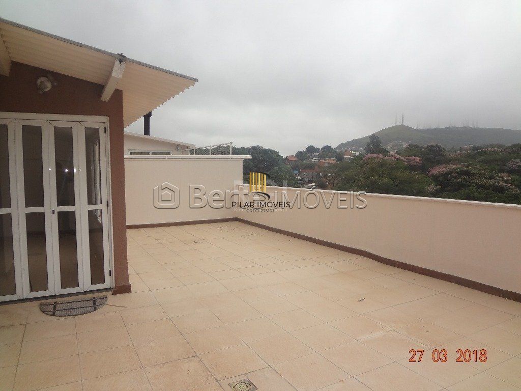 Cobertura 2 dormitórios no bairro Teresópolis