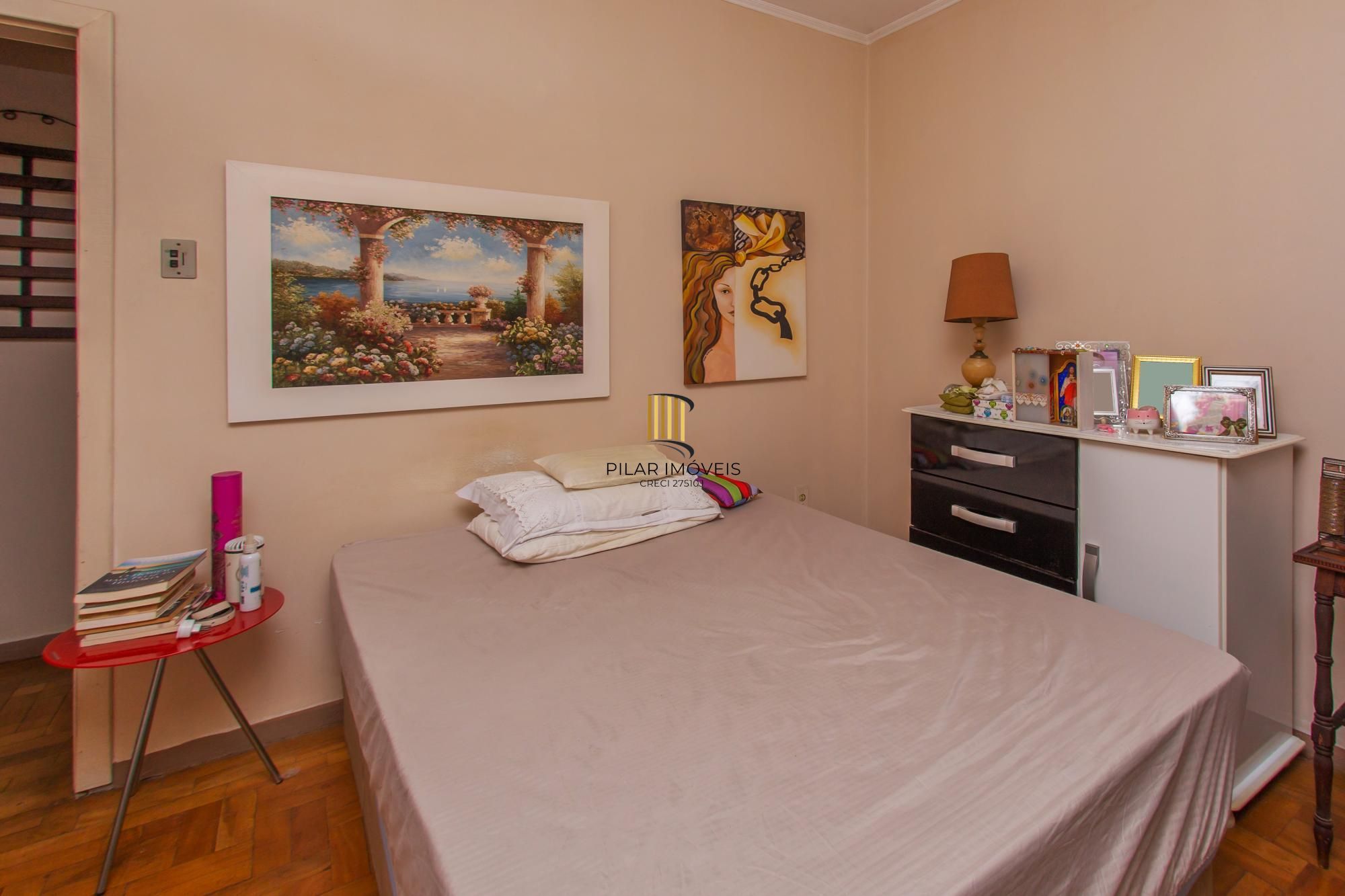 Apartamento Garden com 2 quartos e 94m² à venda em Rio Branco, Porto Alegre.