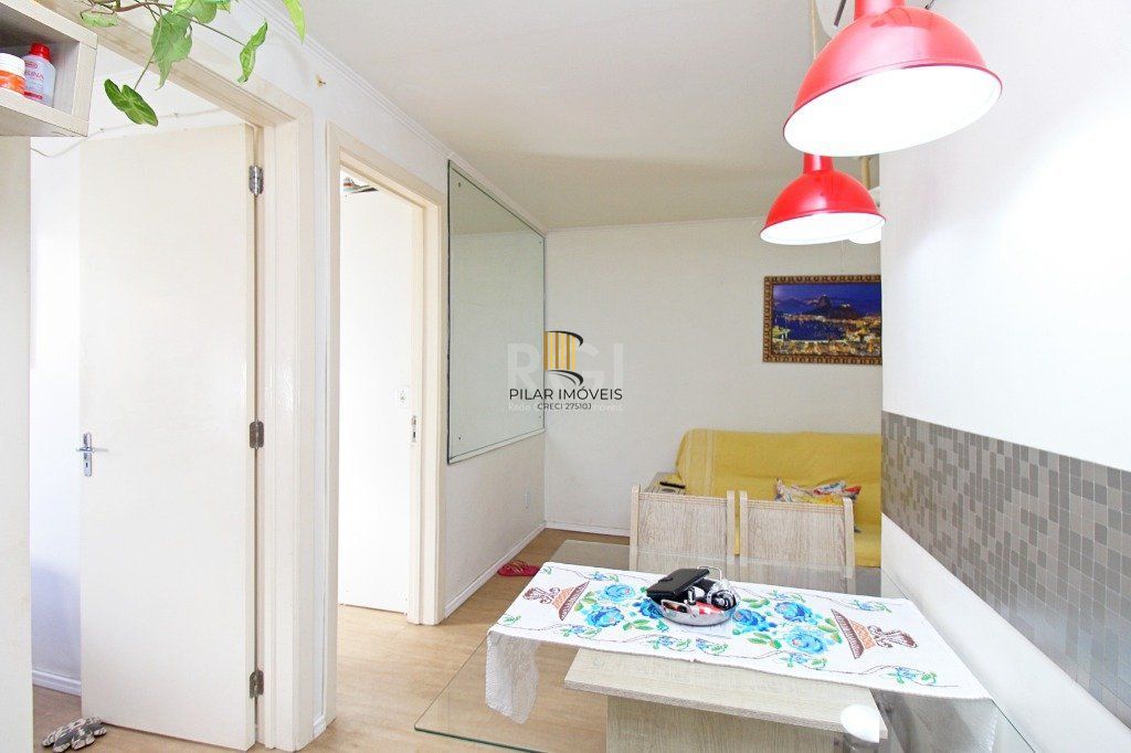 Apartamento 2 dormitórios no bairro Rubem Berta