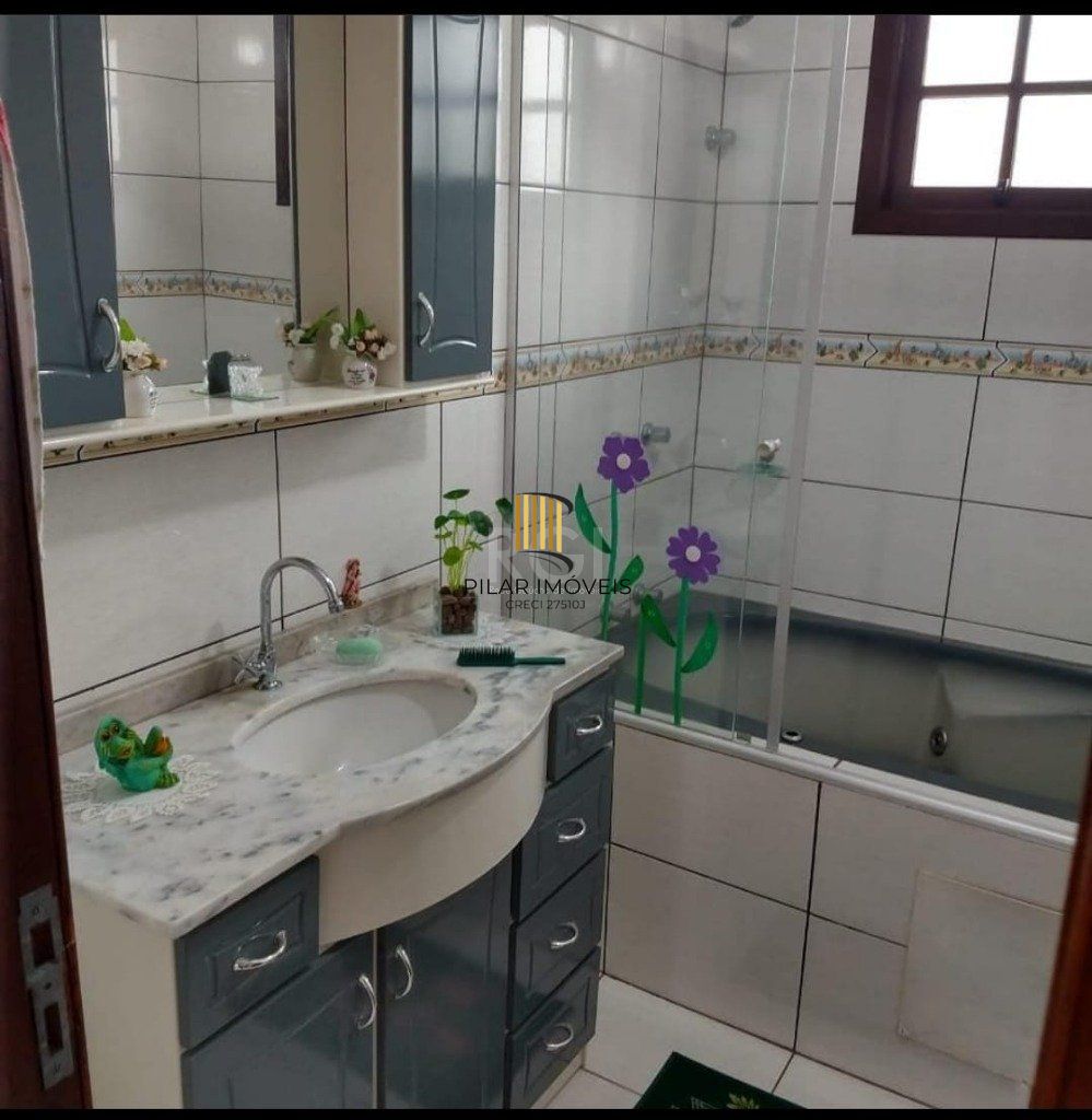 Casa para Venda - 320m², 4 dormitórios, 2 vagas - Vila Nova