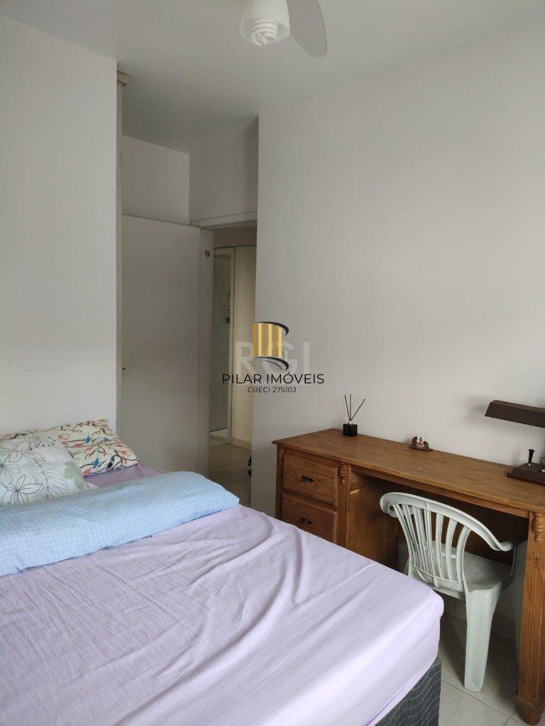 Casa para Venda - 160.78m², 4 dormitórios, sendo 2 suites, 5 vagas - Centro
