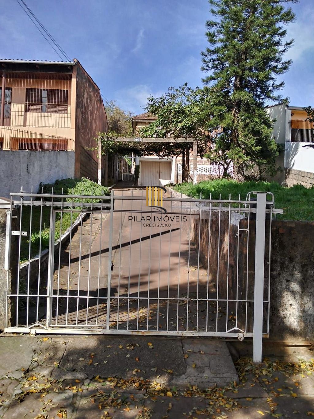 Casa com 4 dormitórios no bairro Gloria - Porto Alegre - Pilar Imóveis