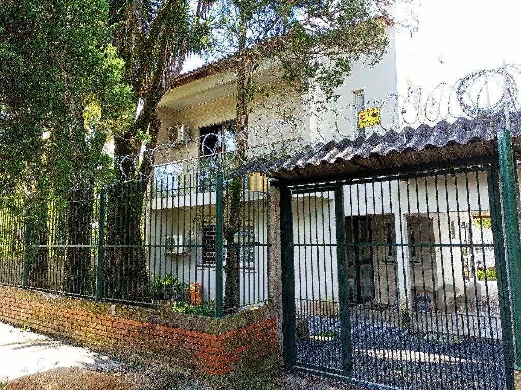 Casa com 3 dormitórios no bairro  Costa e Silva - Pilar Imóveis