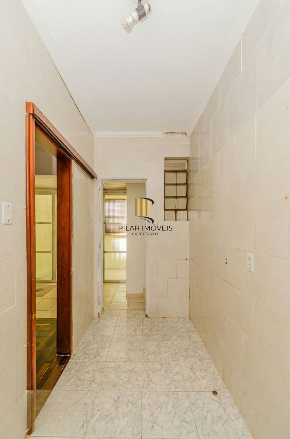 Apartamento com 2 quartos e 38m² à venda em Cidade Baixa, Porto Alegre.