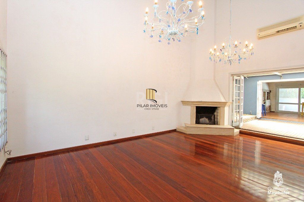 Casa para Venda - 393m², 4 dormitórios, sendo 2 suites, 4 vagas - Ipanema