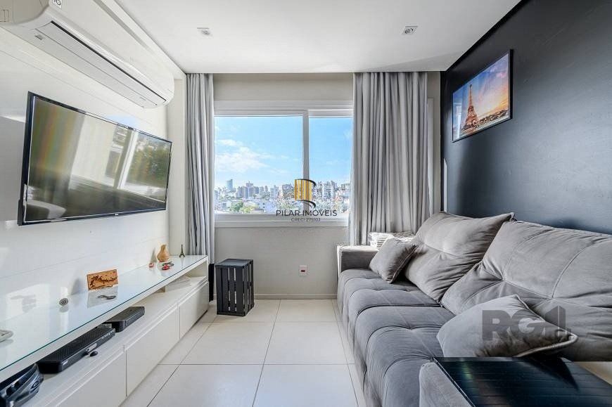 Apartamento 68 m² mobiliado, 2 dormitórios, sendo 1 suíte e 1 vaga.