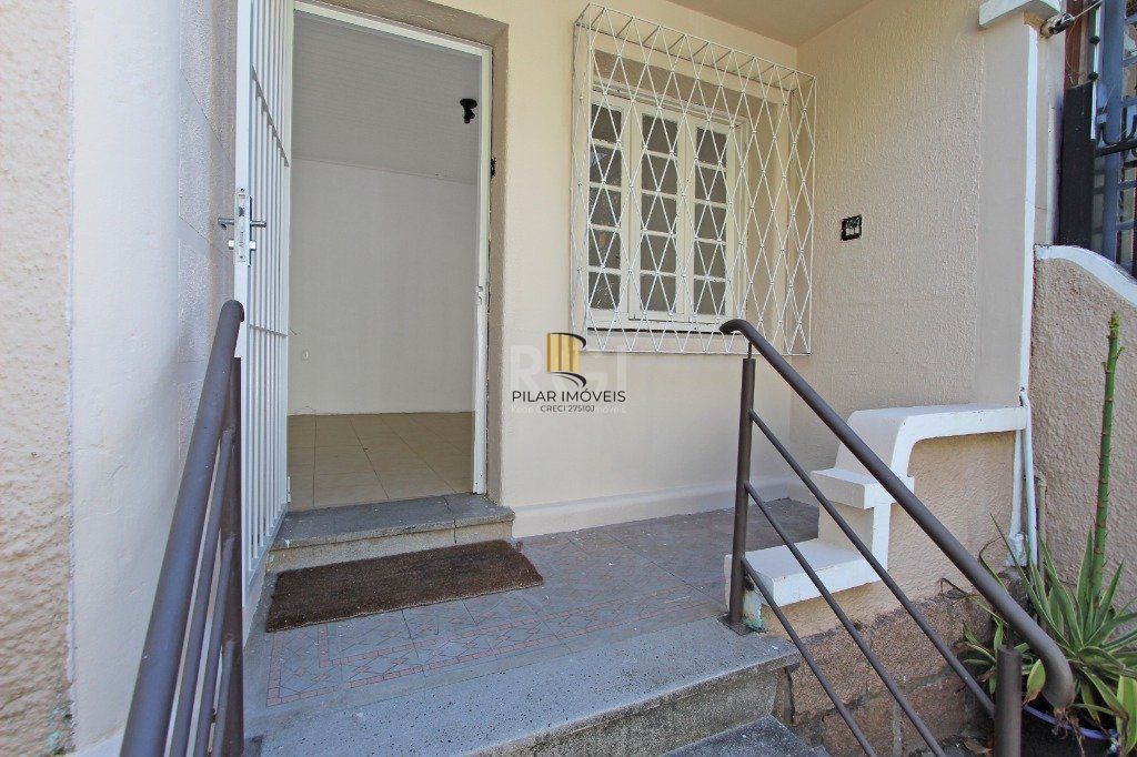 Casa 2 dormitórios no bairro Teresópolis