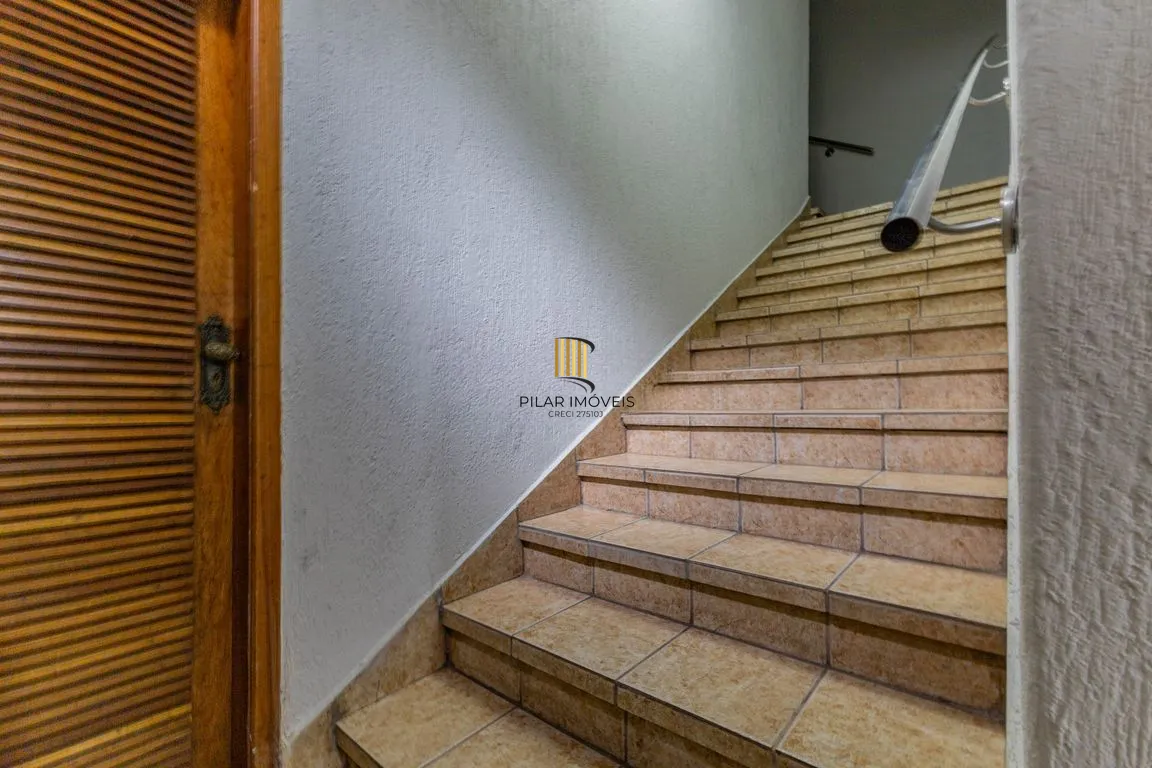Apartamento de 3 dormitórios à venda em Petrópolis - Porto Alegre