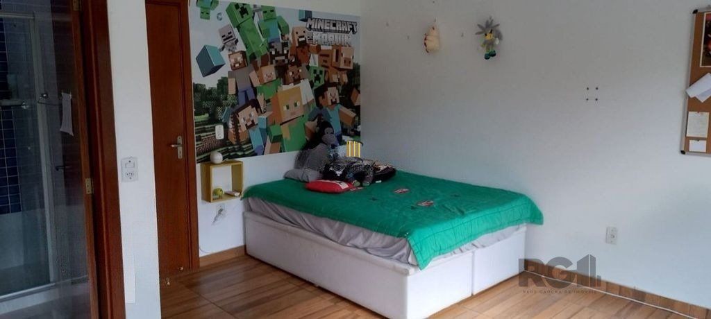 Casa com 2 dormitórios no bairro Hípica