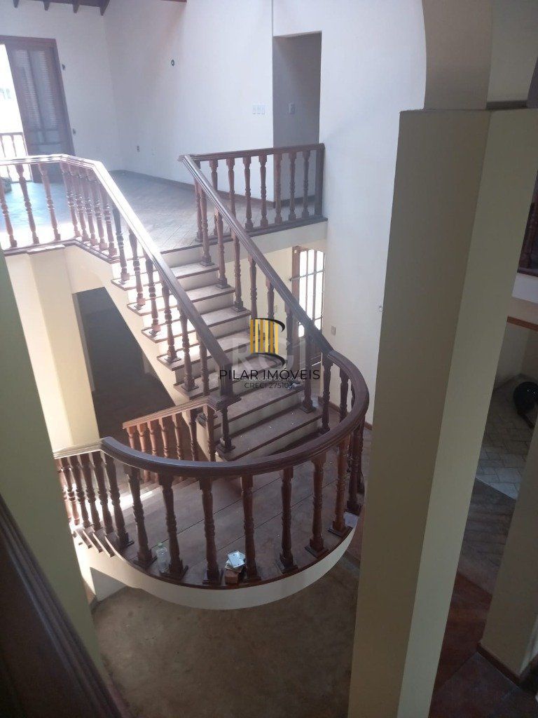 Casa 3 dormitórios no bairro Nonoai