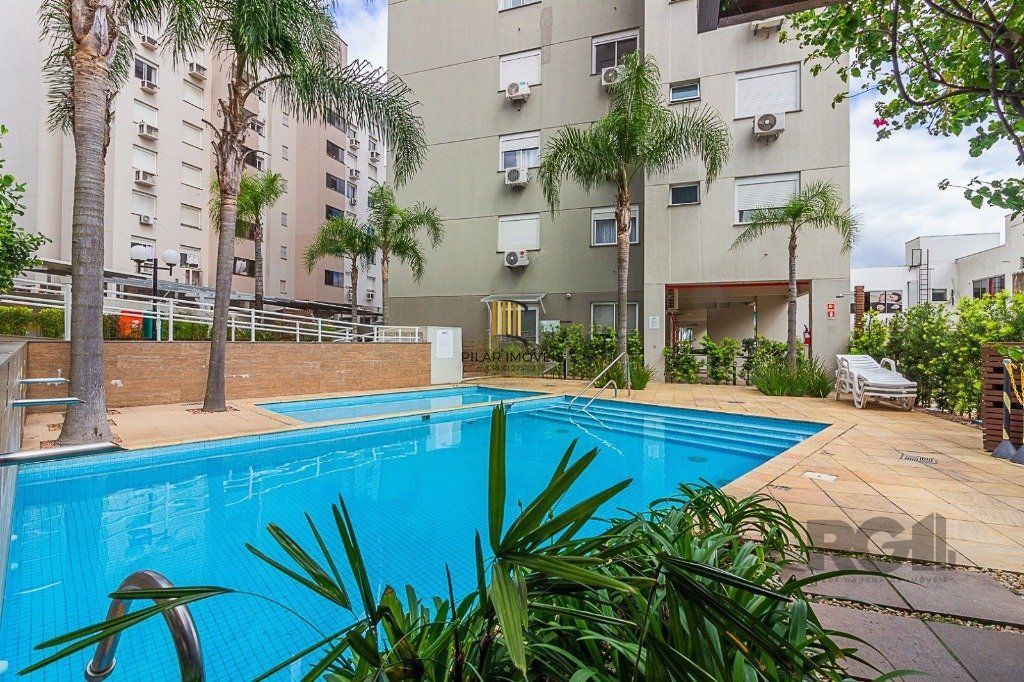 Apartamento de 2 dormitórios no bairro Centro, em Canoas