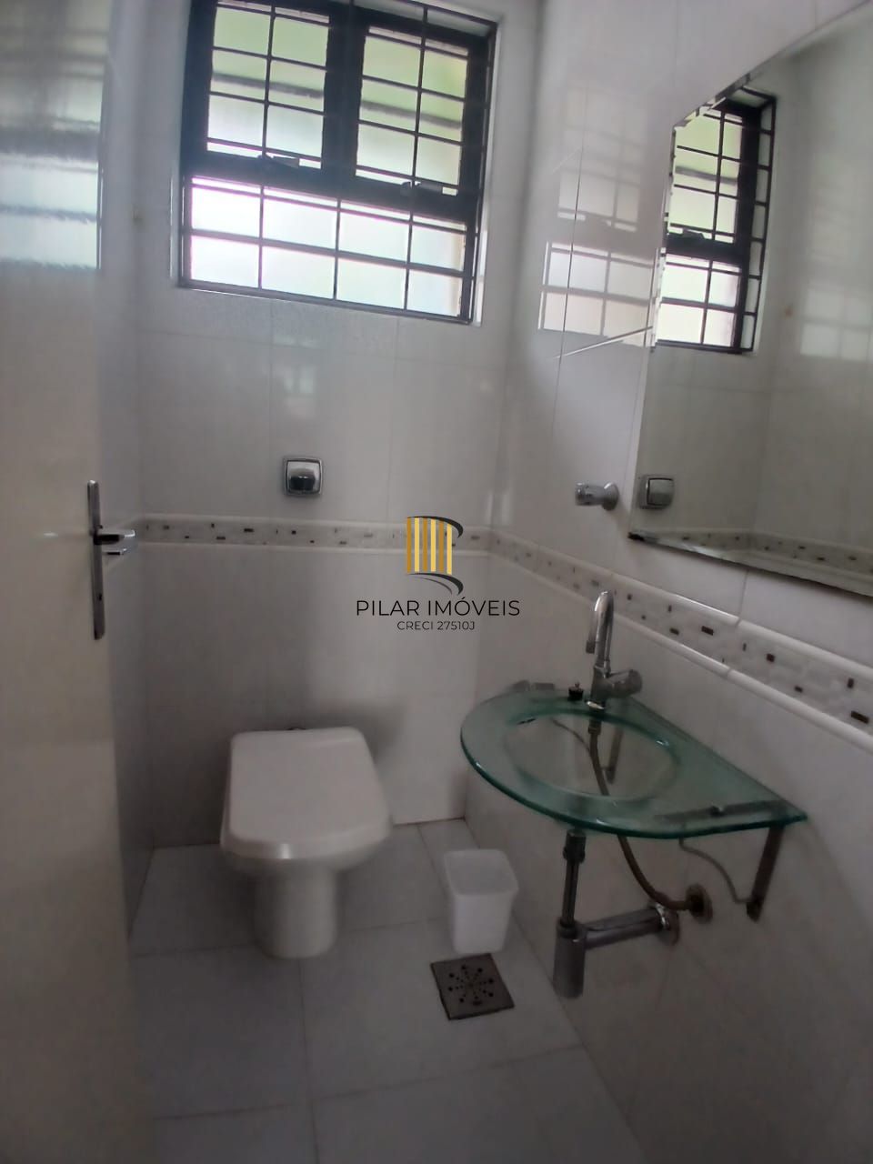 Casa com piscina e patio ampla no bairro Boa Vista, Porto Alegre/RS