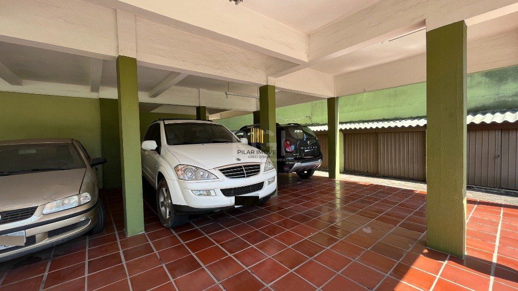 Cobertura para Venda - 211m², 3 dormitórios, sendo 1 suites, 2 vagas - Jardim Lindóia