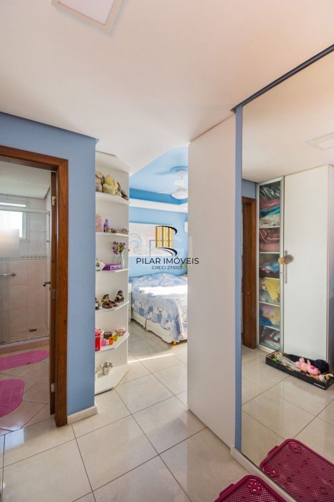 Cobertura para Venda - 199m², 3 dormitórios, sendo 1 suites, 2 vagas - Azenha