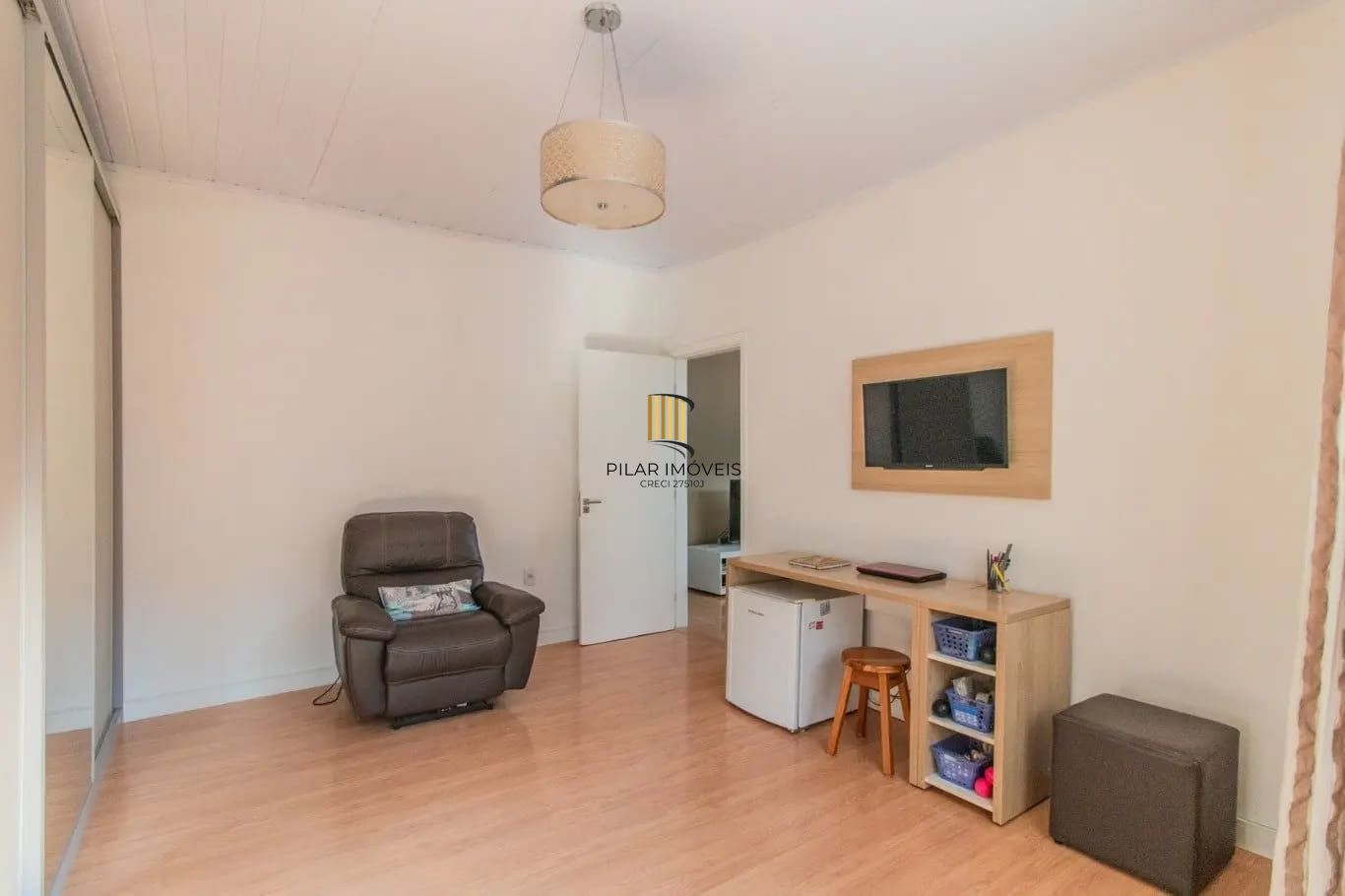 Casa de 3 dormitórios com 90m² à venda no Bairro Medianeira