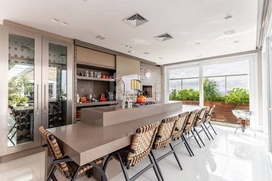 Cobertura para Venda - 626m², 6 dormitórios, sendo 6 suites, 7 vagas - Rio Branco