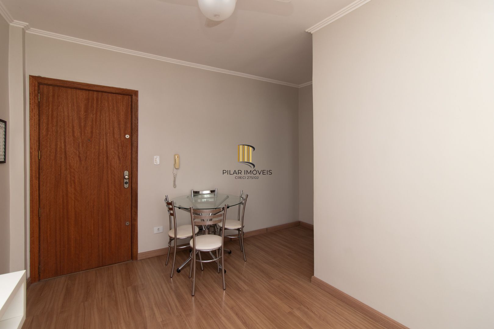 Apartamento 1 dormitório no bairro Cristal em Porto Alegre para Comprar