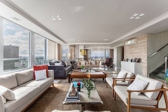 Cobertura para Venda - 626m², 6 dormitórios, sendo 6 suites, 7 vagas - Rio Branco