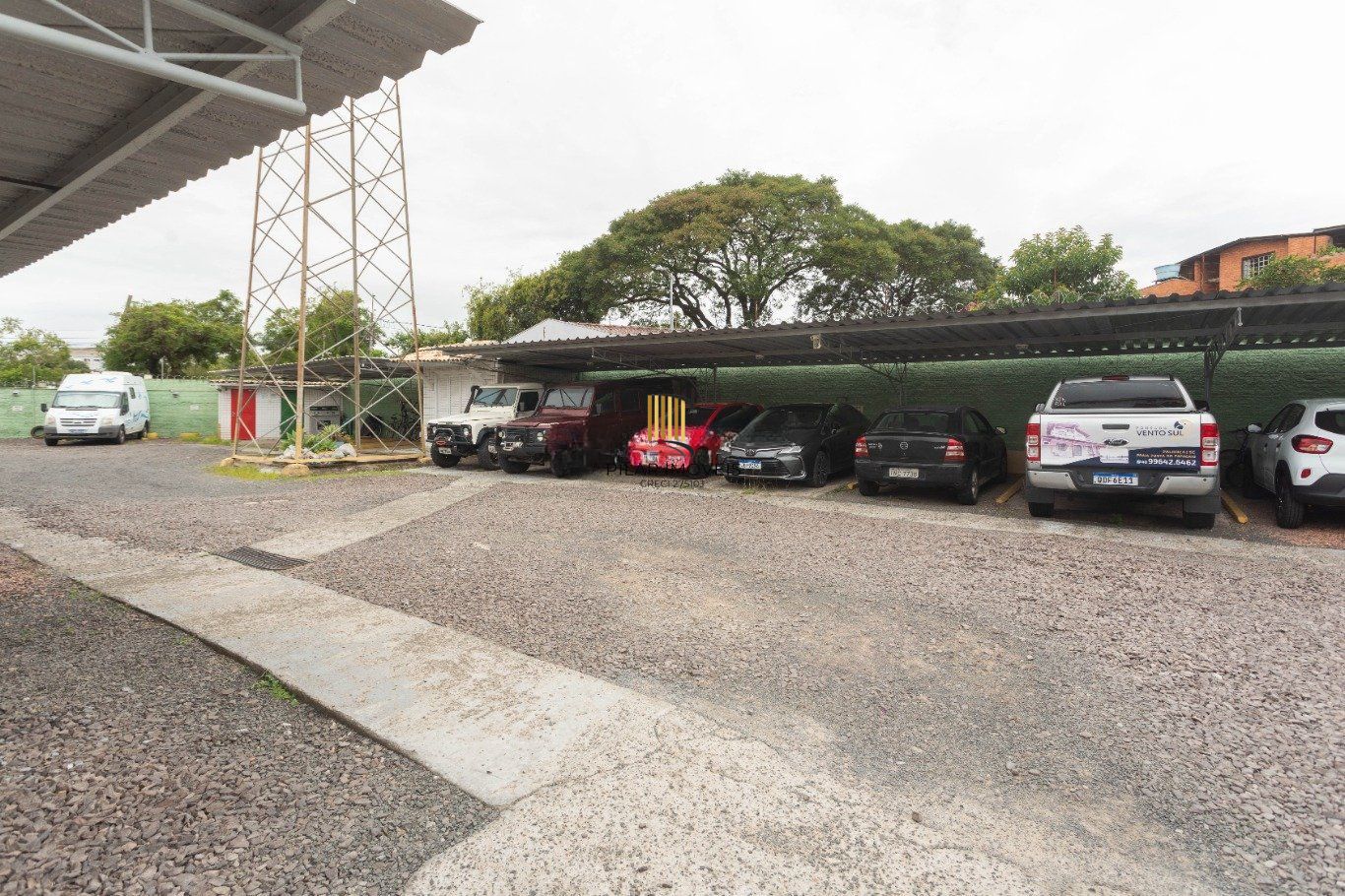 Casa em Condomínio de 3 dormitórios  à venda em Sarandi, Porto Alegre.