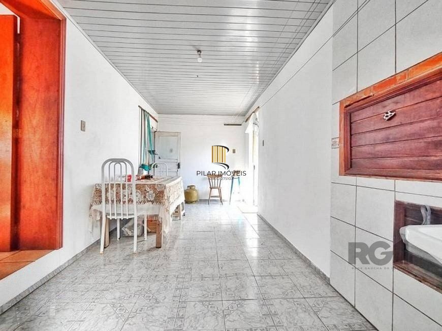 Casa de 3 dormitórios, bairro São Sebastião