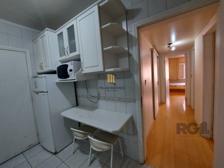 Apartamento com 2 quartos com suite e  1 vaga na Felix da Cunha em Porto Alegre