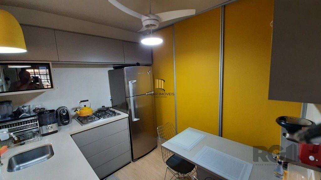 Casa Condominio 3 Dormitório(s) Bairro Medianeira