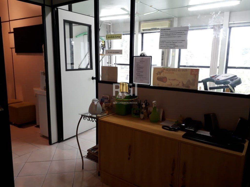 Conjunto/Sala para Venda - 46.7m², 0 dormitórios, 1 vaga - Teresópolis