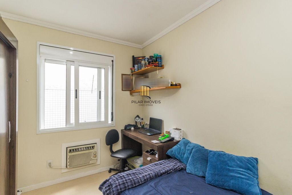 Apartamento de 3 dormitórios no bairro Jardim Itu Sabará - Porto Alegre