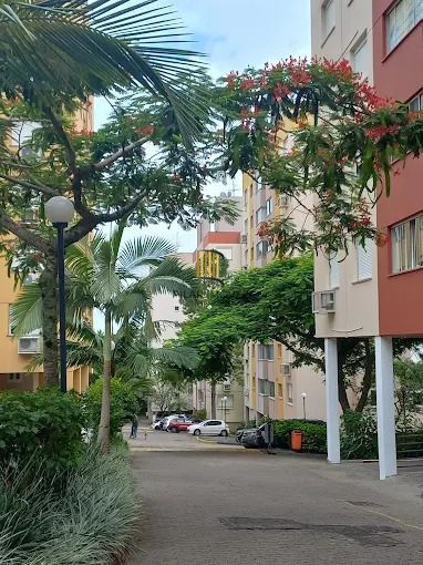 Apartamento de 02 dormitórios com infraestrutura completa no bairro Teresópolis/Porto Alegre-RS