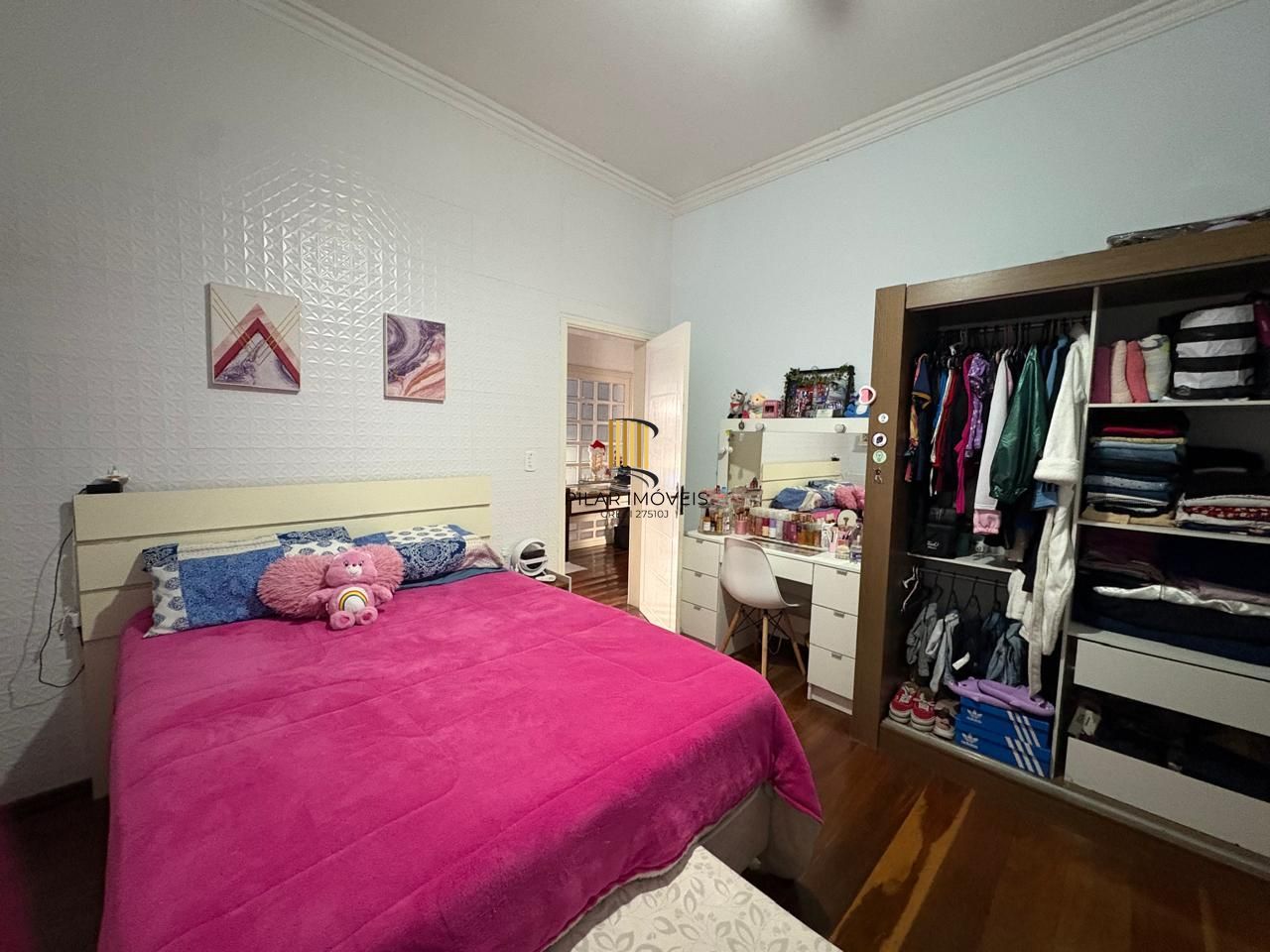 Casa residencial 234m² , 2 dormitórios no bairro Glória