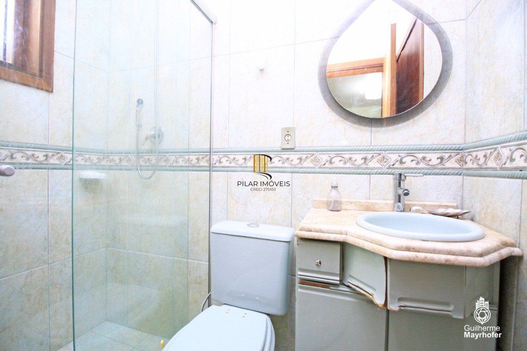 Casa para Venda - 240m², 4 dormitórios, sendo 3 suites, 6 vagas - Jardim Sabará