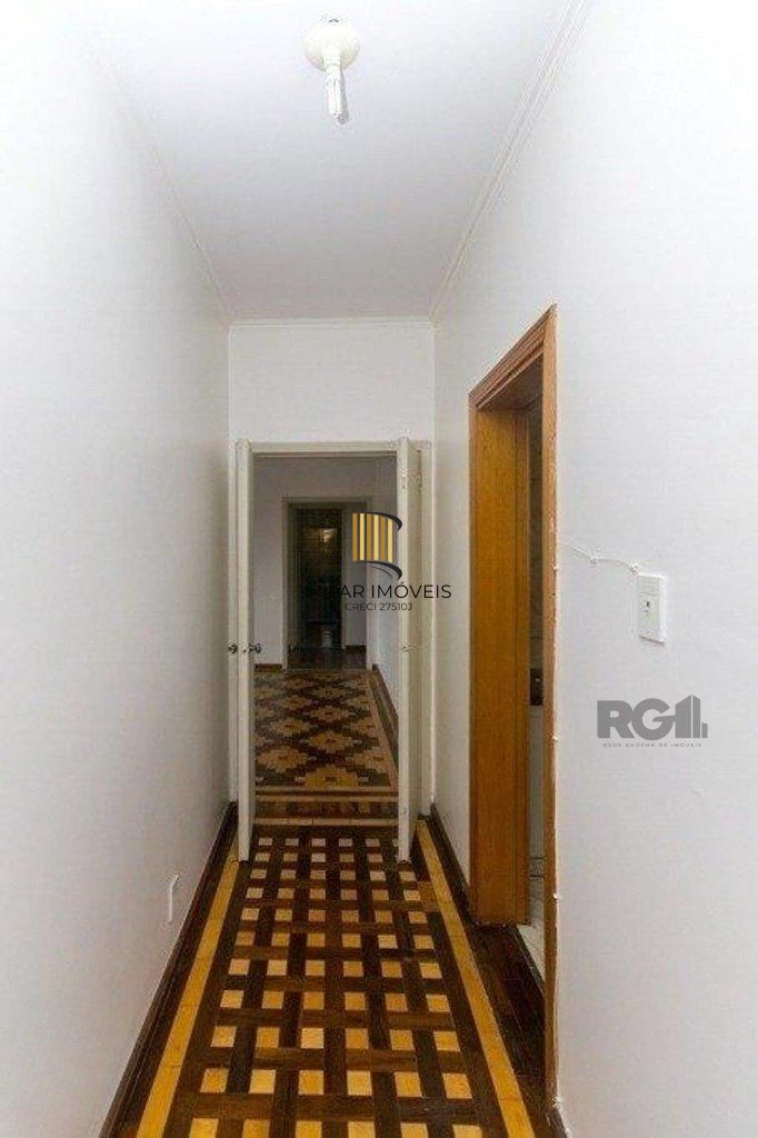 Excelente apartamento de 126m² com 3 dormitórios e sacada.