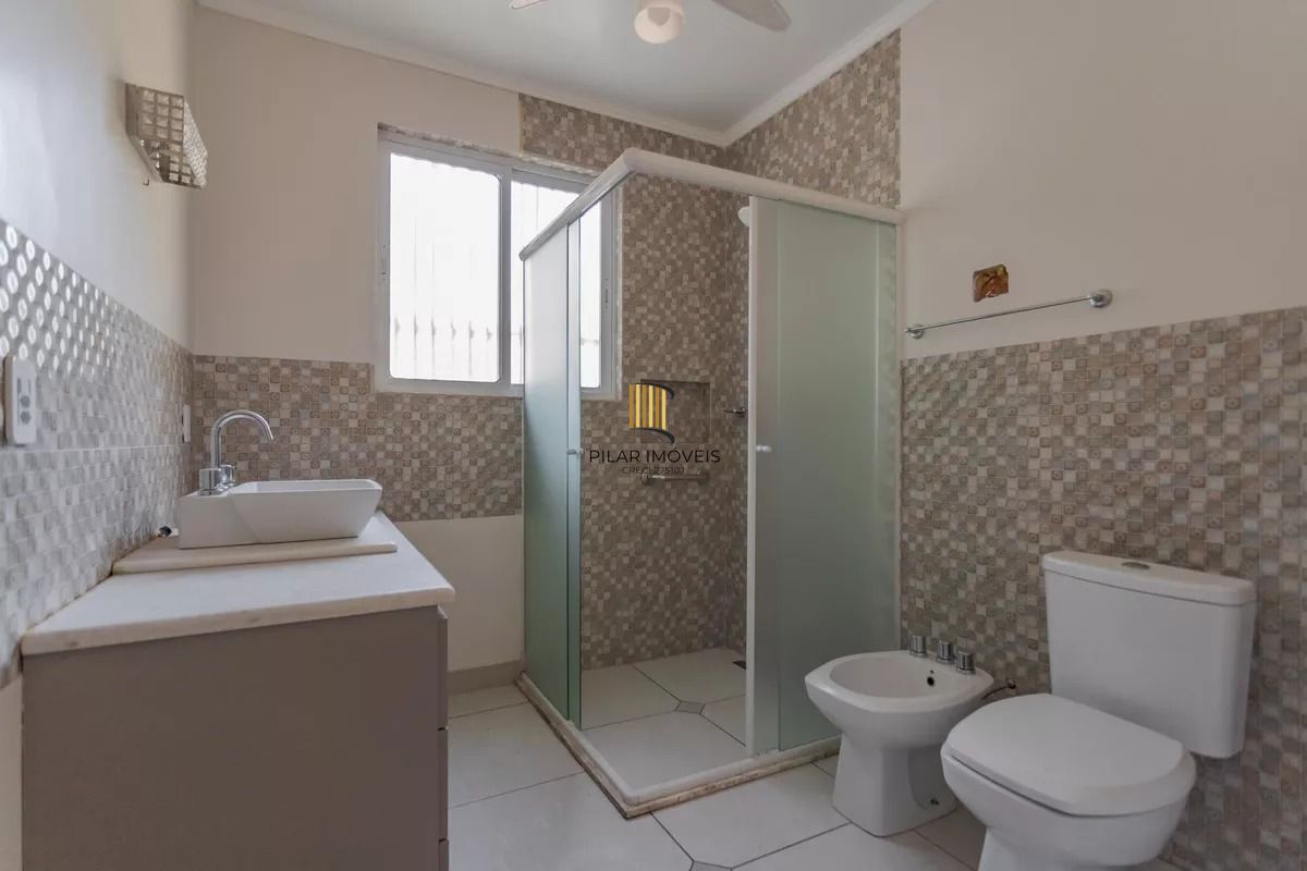 Apartamento 2 dormitórios no bairro Moinhos de Vento