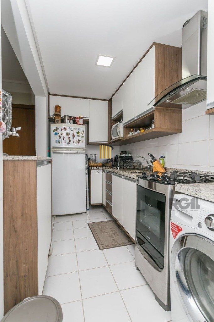 Apartamento 70m² - 3 dormitórios, 1 vaga no bairro Partenon